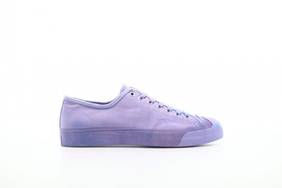 washed lilac converse