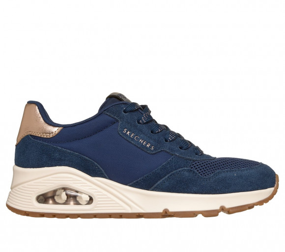 Skechers Women's UNO - Vintage Air Sneaker in Burgundy - 177856
