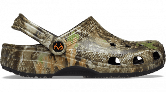 Crocs Men's Realtree Camo Classic Clog in Multi - 210099-90H