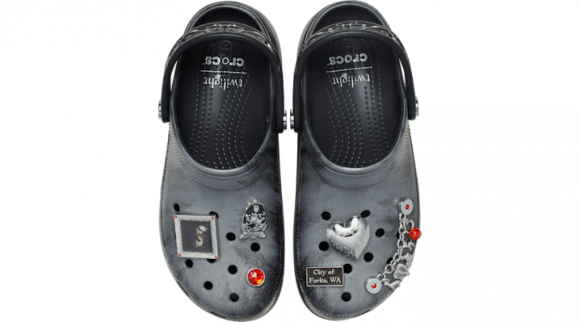Crocs | Women | The Twilight Saga Classic Platform | Clogs | Multi | - 212239-90H