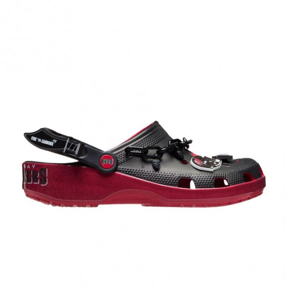 NFL x Crocs Classic Clog 'Tampa Bay Buccaneers' | Black | Men's Size 6 - 213173-90H