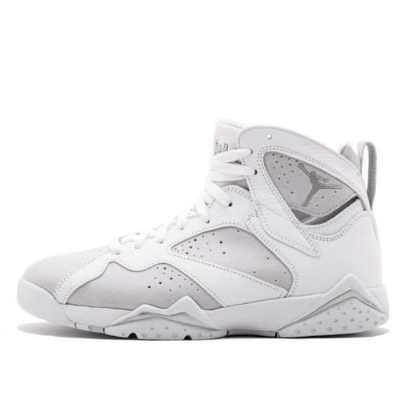 Air Jordan 7 After crafting a highly sought after collaboration with Jordan Brand - 304775-100