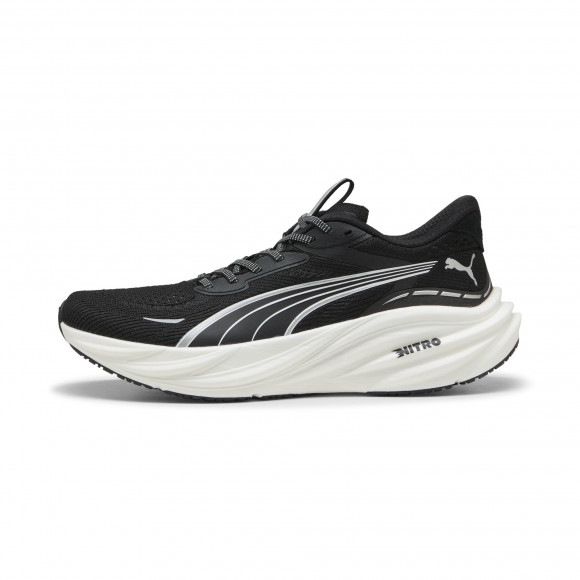 PUMA Magnify NITROâ¢ 3 Running Shoes Men in Black/White - 311046_01