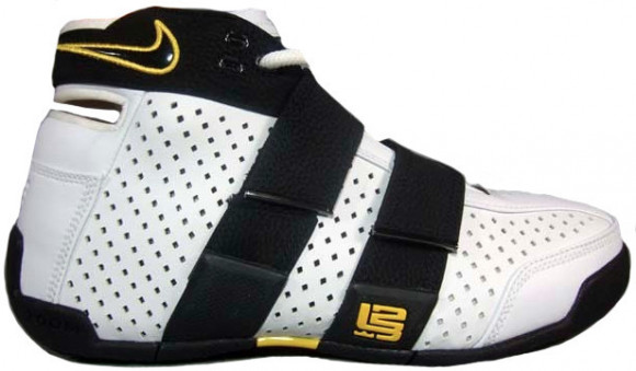 nike lebron 20