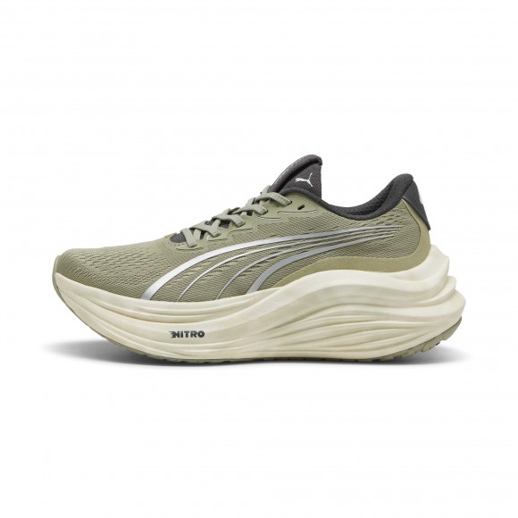 PUMA MagMax NITROâ¢ Terrains Running Shoes Women in Green - 311923_01