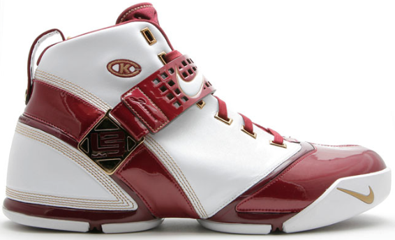 Nike LeBron 5 Christ the King Home - 317253-111