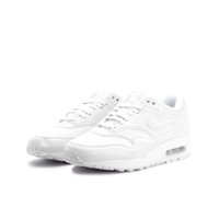 air max 1 triple white