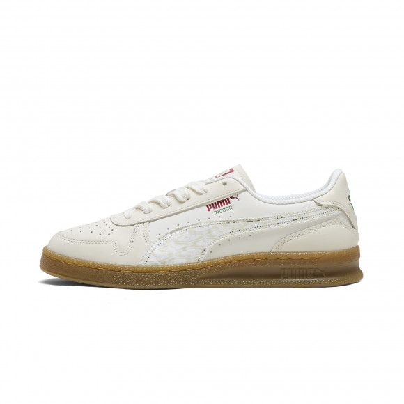 PUMA Indoor XMAS Sneakers in White - 399960_01