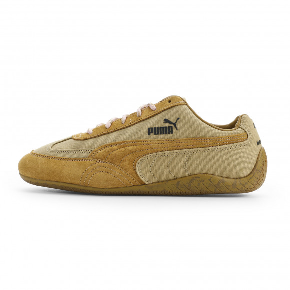 PUMA x NAHMIAS Speedcat Sneakers in Beige - 407189_03