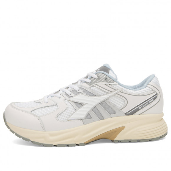 Diadora Men's Mythos Star Sneaker in White - 501-183698-C6180