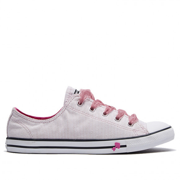 chuck taylor all star low top canvas sneaker