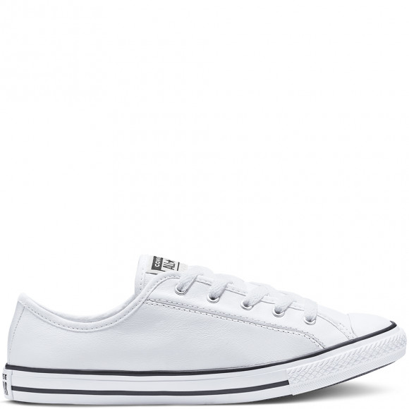 chuck taylor dainty low top