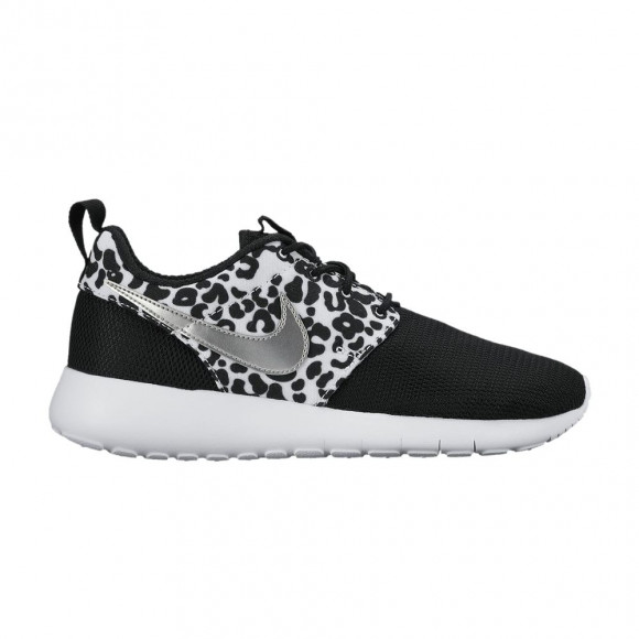 Nike Roshe One Print GS 'Black Leopard' | Kid's Size 5 - 677784-002