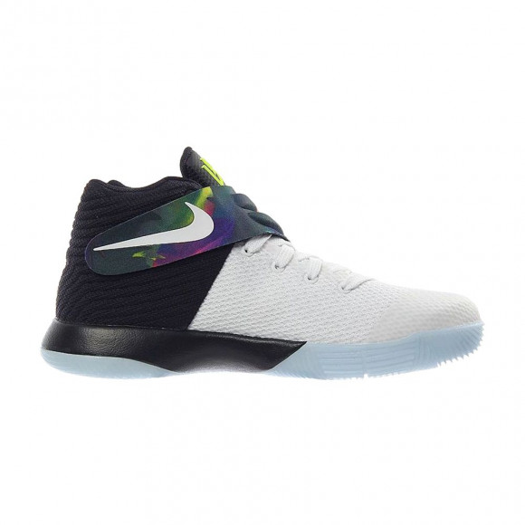 Nike Kyrie 2 GS 'Parade' | White | Kid's Size 7 - 826673-110