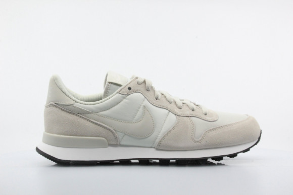 air max internationalist