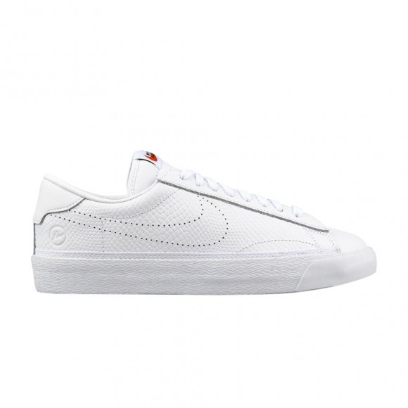 Wmns Zoom Tennis Classic AC 'Fragment' - 864295-111