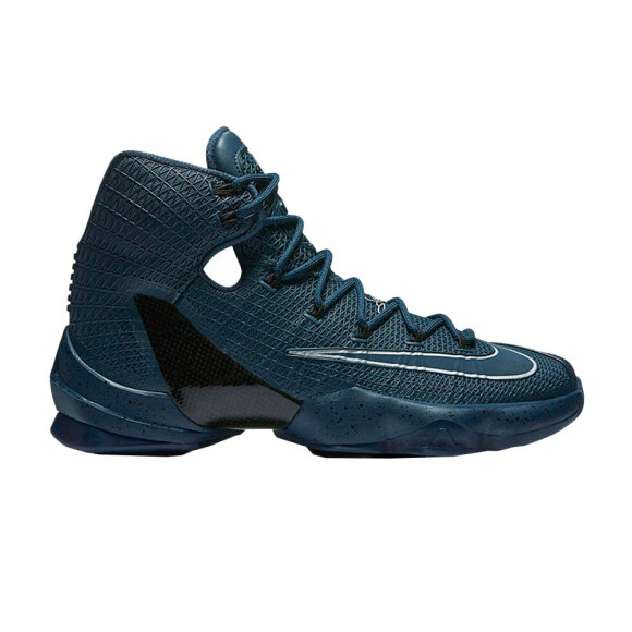 Nike LeBron 13 Elite Limited 'Built for Battle' | Blue | Men's Size 9 - 864942-440