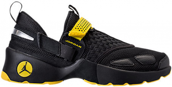 Jordan Trunner LX Thunder - 897992-031