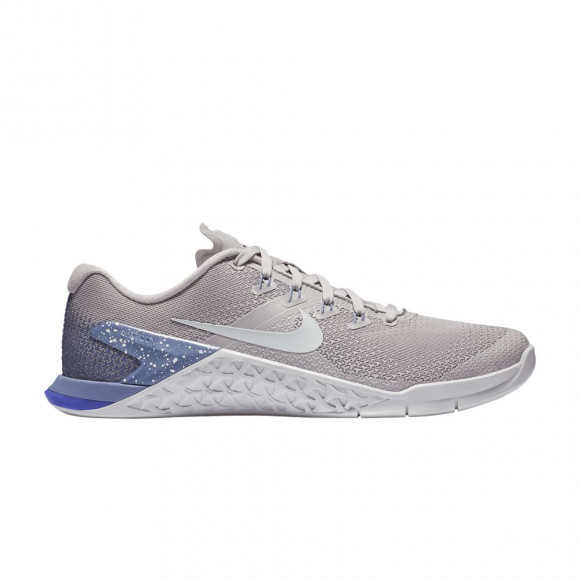 Nike Wmns Metcon 4 'Atmosphere Grey Purple' | Women's Size 6 - 924593-004