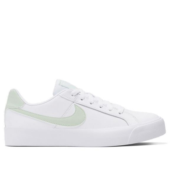 Nike Court Royale Sneakers/Shoes AO2810-111