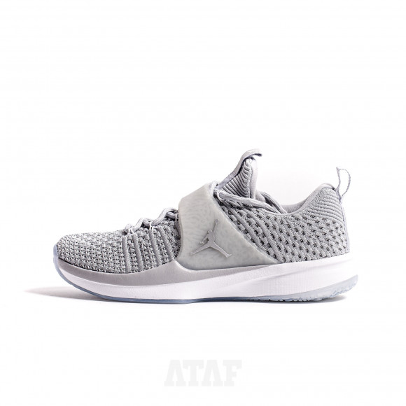 jordan trainer 2 flyknit wolf grey