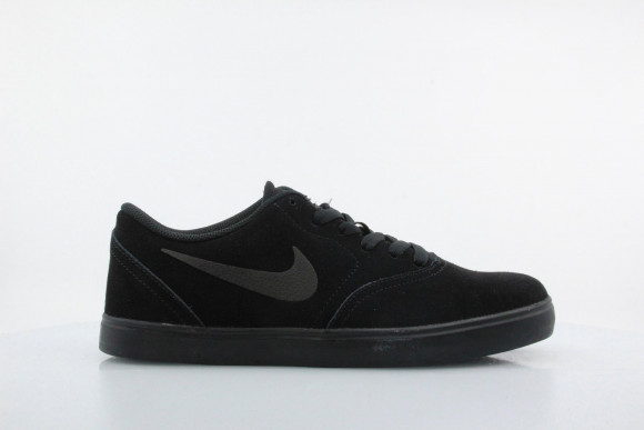 ar0022 nike