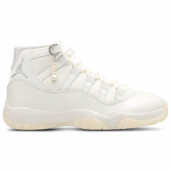 Wmns Air Jordan 11 Retro 'Pearl / Grand Finale' | Cream | Women's Size 8 - AR0715-110