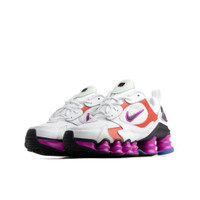 Nike Shox TL Nova sko til dame - White - AT8046-100
