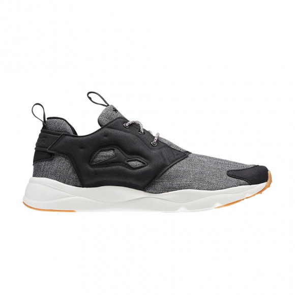 Reebok Furylite Refine 'Black Chalk Gum' | Men's Size 7 - BD3850