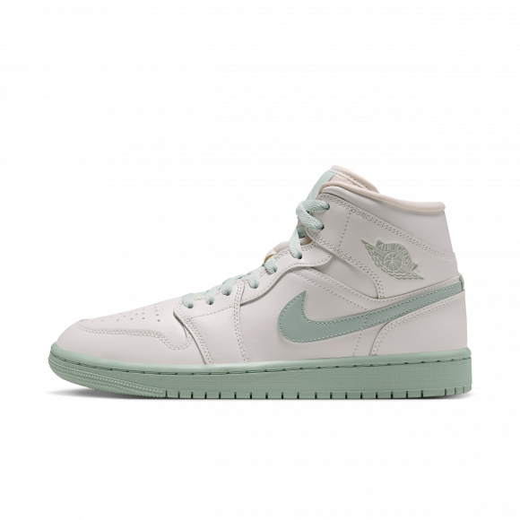 Air Jordan 1 Mid-sko til kvinder - hvid - BQ6472-124