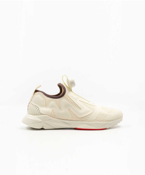 Pump Supreme Style ENG 'Carotene' - CN4585