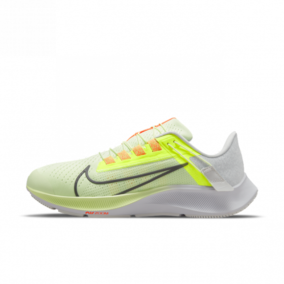 Nike Air Zoom Pegasus 38 FlyEase Men's Running Shoe - Yellow - DA6674-700
