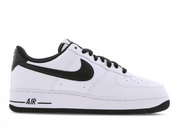 white air force 1 with black sole