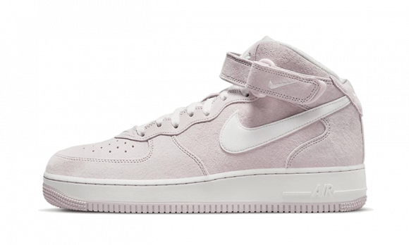 Nike Air Force 1 green and white nike basketball shoes girls boots - DM0107-500