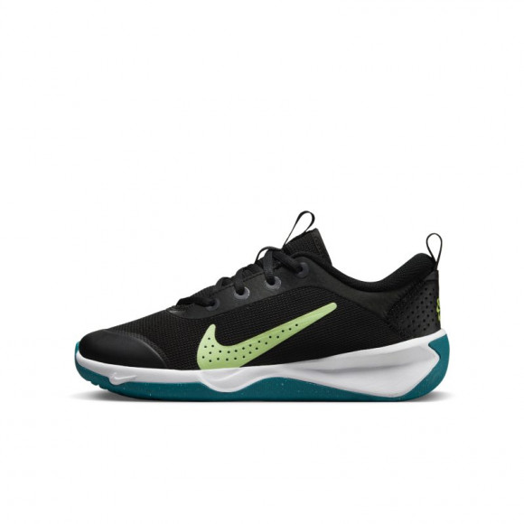 Nike Omni Multi-Court Older Kids' Indoor Court Shoes - Black - DM9027-003