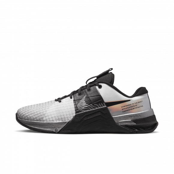 Nike Wmns Metcon 8 Premium 'White Black Iridescent' - DQ4681-100