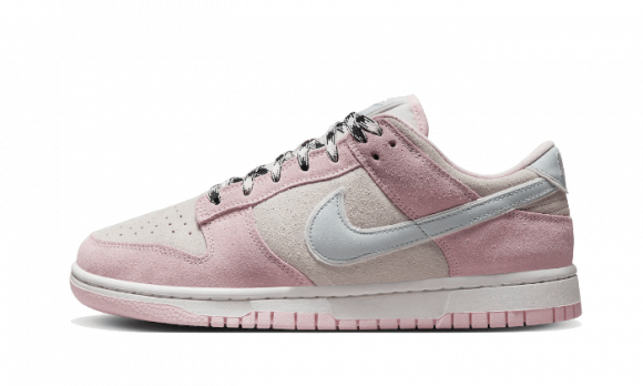Nike Wmns Dunk Low LX 'Pink Foam'