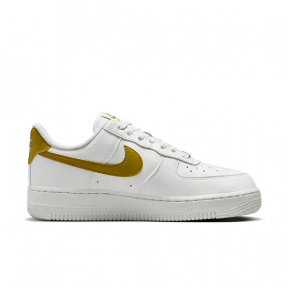 Nike Air Force 1 '07 SE-sko til kvinder - hvid - DV3808-101