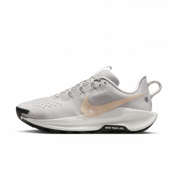 Nike Pegasus Trail 5 terrengløpesko til dame - Grå - DV3865-009
