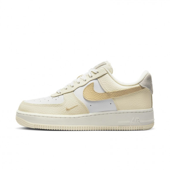 Chaussure Nike Air Force 1 Low '07 pour Femme - Blanc - DX8953-100