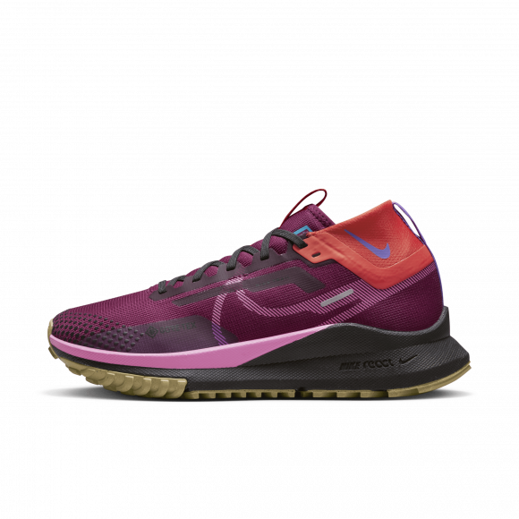Damskie nieprzemakalne buty do biegania w terenie Nike Pegasus Trail 4 GORE-TEX - Czerwony - FD0875-600