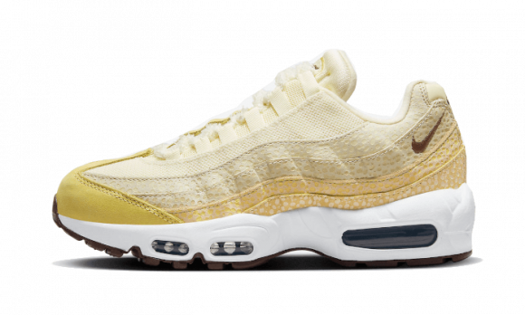 WMNS Air Max 95 Sneakers Saturn Gold / Alabaster - FD9857-700