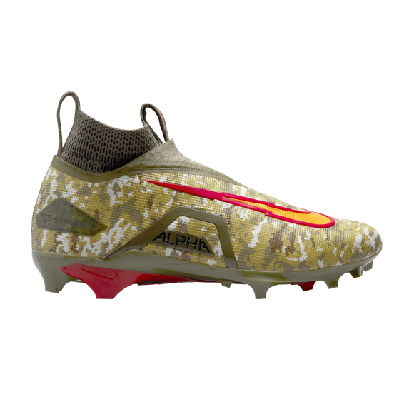 Travis Kelce x Alpha Menace Elite 3 'Digital Camo' - FN0113-200