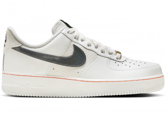 Nike Air Force 1 Low '07 LV8 X's and O's Summit White - FN8892-191