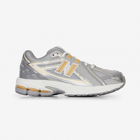 New Balance 1906 Big Kid 'Rain Cloud Peach Blossom' | Grey | Kid's Size 4 - GC1906EV