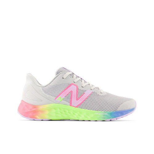 New Balance Niños Fresh Foam Arishi v4 in Gris/Morada/Rosa/Verde, Synthetic, Talla 35.5 - GPARIKG4