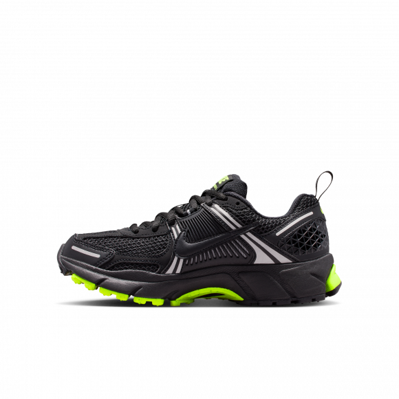 Nike Vomero 5-sko til større børn - sort - HF6998-009