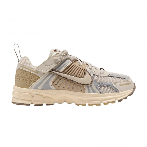 Nike Vomero 5 With Reflective Accents PS 'Light Orewood Brown Mink Brown' | Kid's Size 3 - HF6999-113