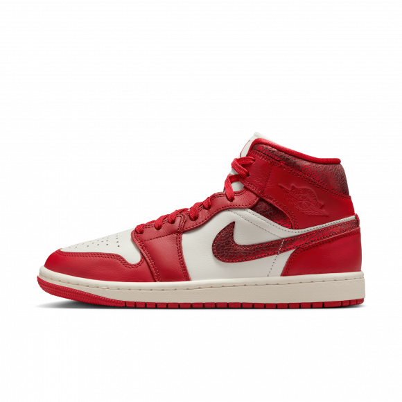 Buty damskie Air Jordan 1 Mid SE - Biel - HJ9337-106