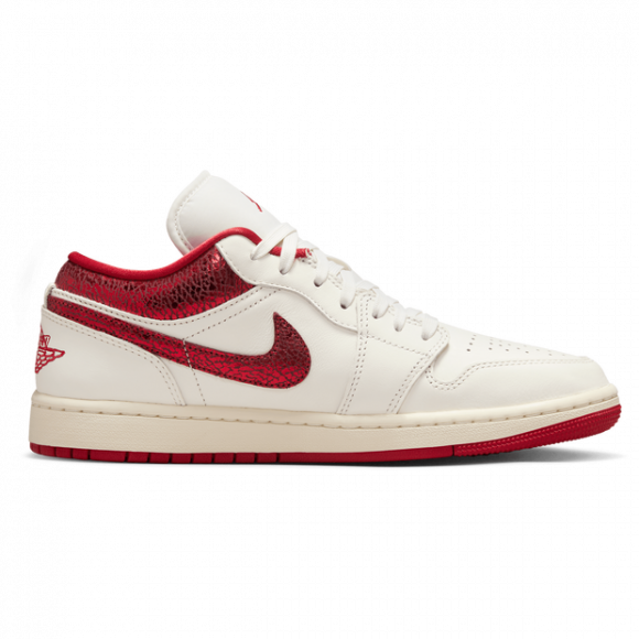 Buty damskie Air Jordan 1 Low SE - Biel - HJ9338-106